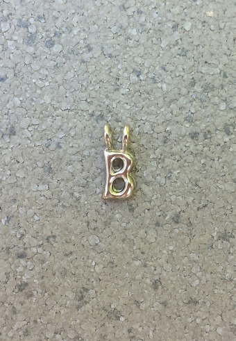 Naam-Letter B vintage style zilver
