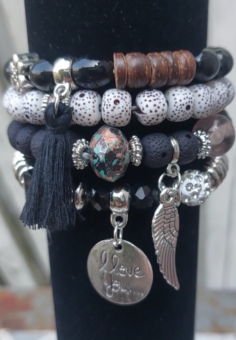 Armband Boho sel a 4 stuks Love zwart