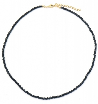 Ketting kort met kleine glaskraaltjes zwart