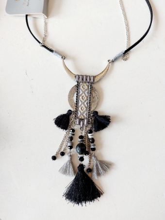 Ketting lang Boho hanger zwart-zilve
