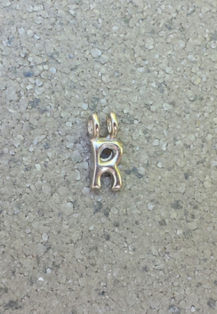 Naam-Letter R vintage style zilver