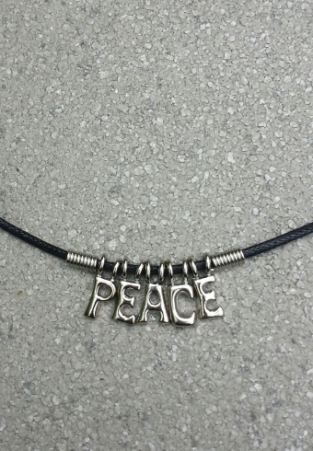 Naam ketting vintage Peace