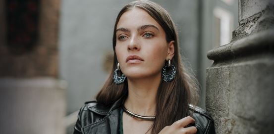 Oorbellen Glam ovaal strass zilver-grijs