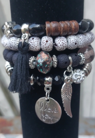 Armband Boho sel a 4 stuks Love zwart